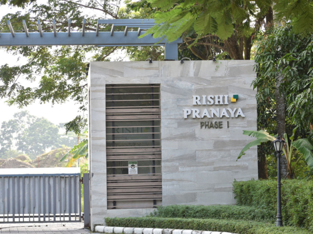 Rishi Pranaya - Entrance