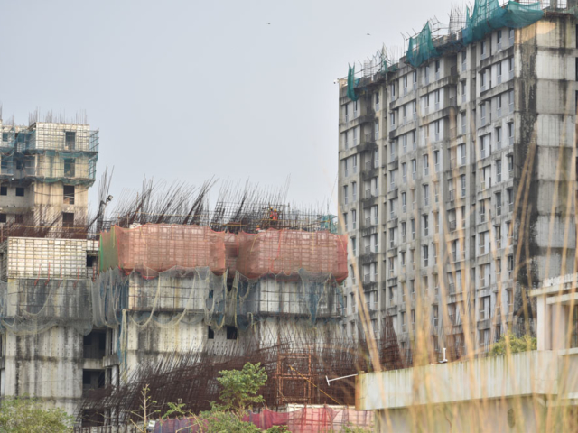 Sukhobristi Shapoorj - Construction of Apartments